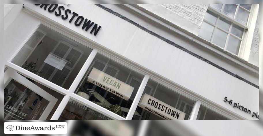 Exterior - Crosstown Spitalfields (Food Truck) - Doughnuts & Ice Cream