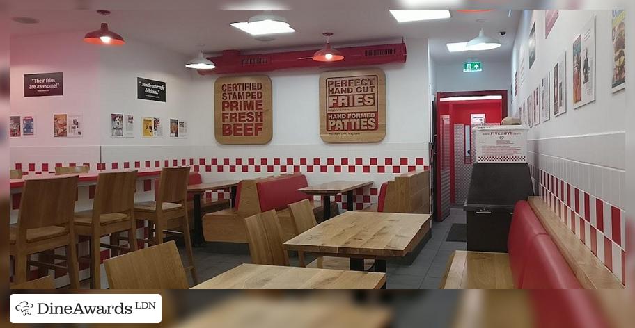 Interior - Five Guys