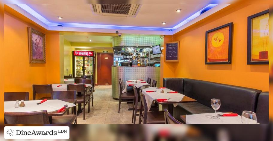 Interior - Honey Moon Restaurant - Hounslow