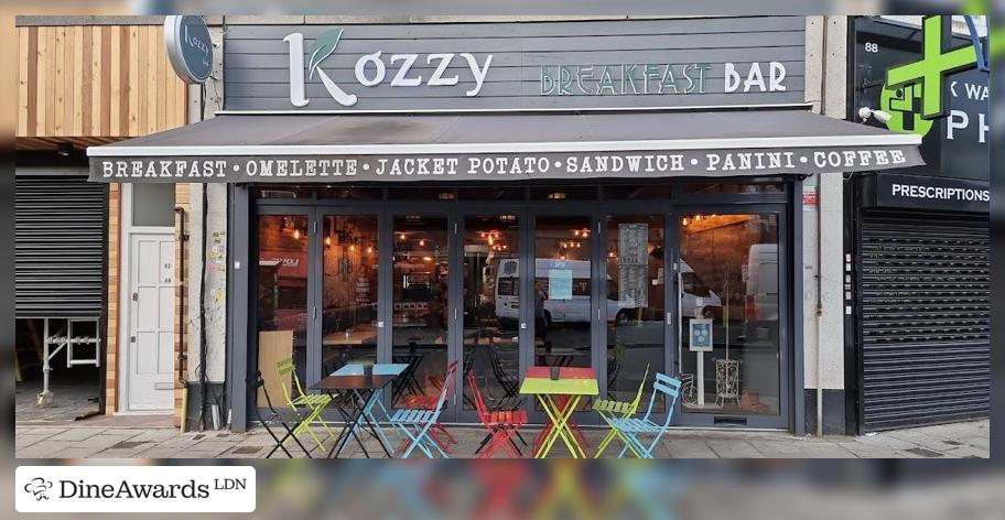 Design - kozzy Breakfast Bar