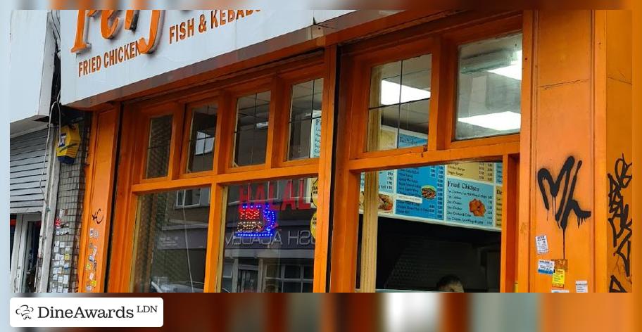 Facade - Perfecto Fish Bar