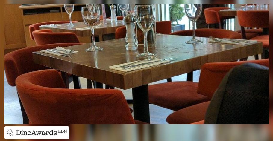 Dining table - Prezzo