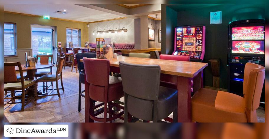 Interior - Rising Sun Brewers Fayre