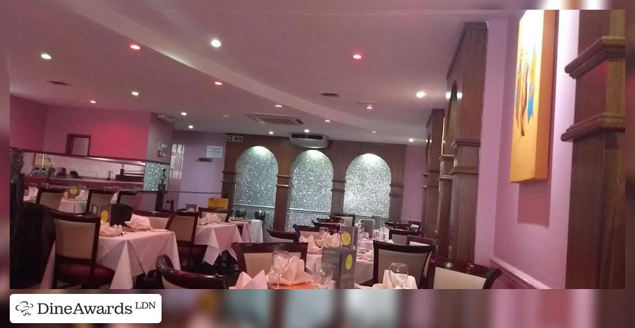 Interior - Royal Tandoori Selsdon