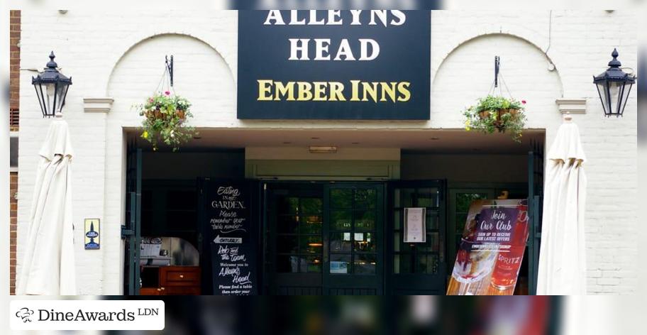 Interior - The Alleyn's Head