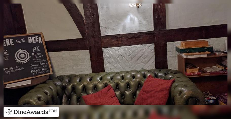 Interior - The Old Red Lion