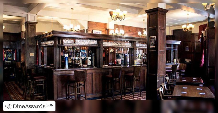 Bar counter - The Red Lion