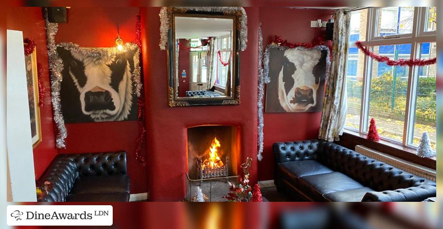 Interior - The Red Lion