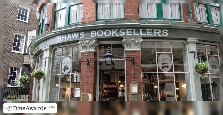 Interior - The Shaws Booksellers, EC4