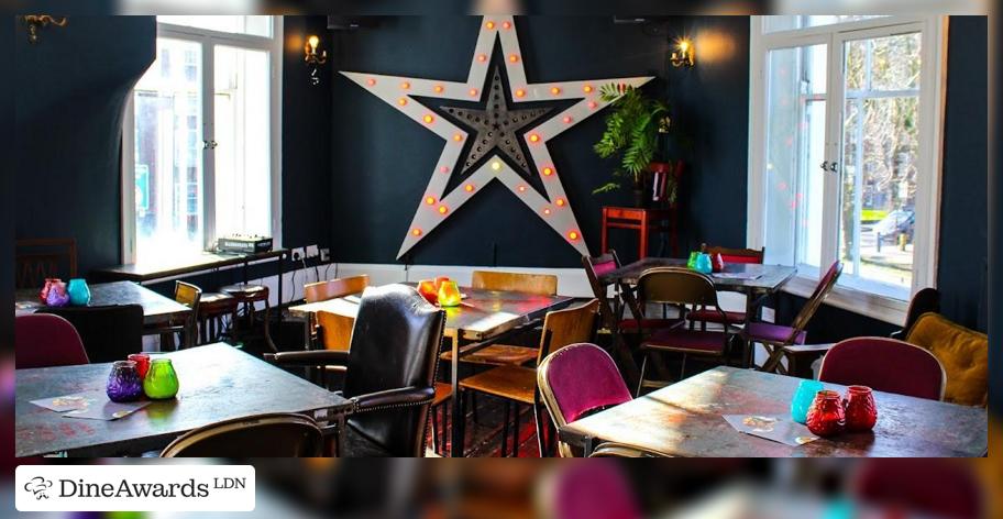 Interior - The Star By Hackney Downs