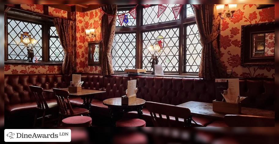 Interior - The Wheatsheaf