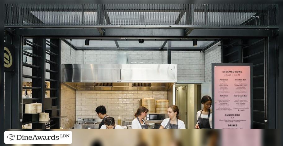 Interior - Yum Bun - Spitalfields Market