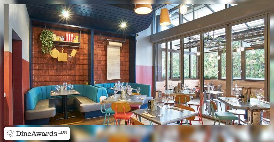 Design - Zizzi - Westfield (White City)